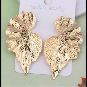 New Vintage Trendy Gold Leaf Design  Earrings